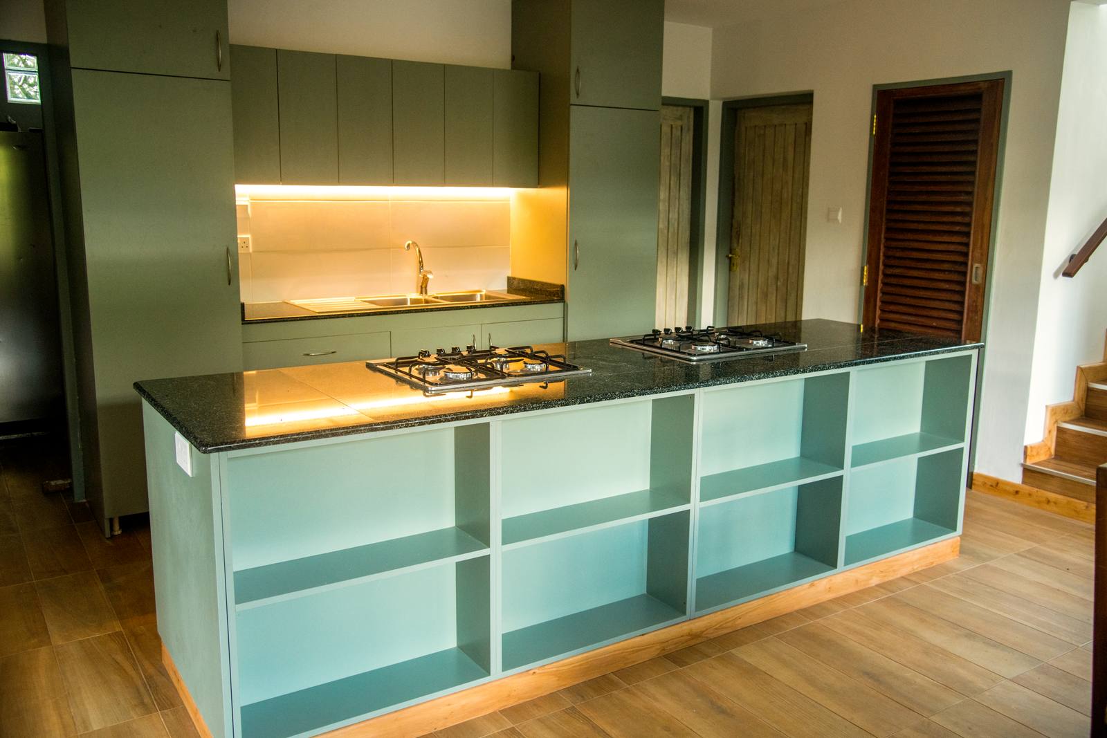 The Hedge - Gallery 6