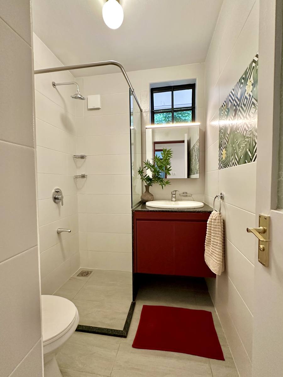 The Hedge - Gallery 17